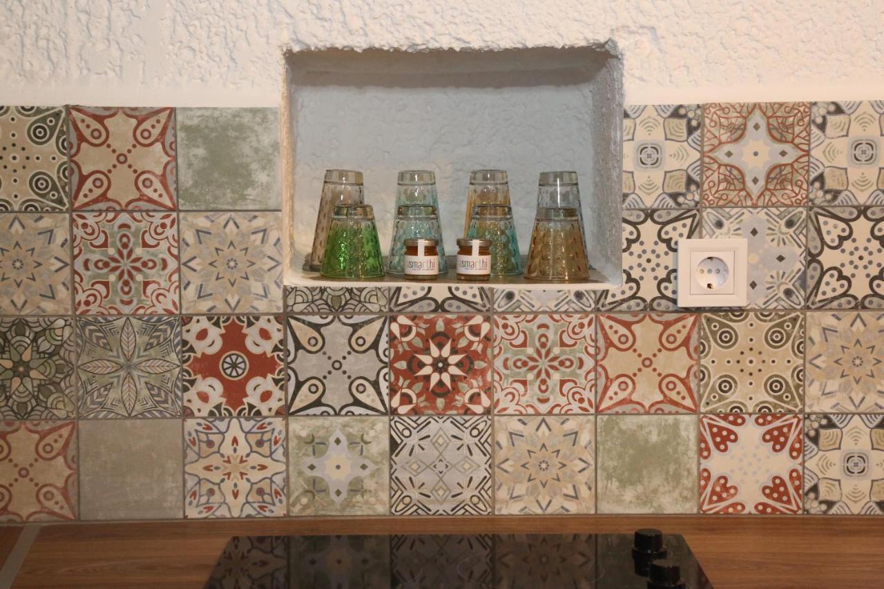 Le Petit Chateau 아노 시로스 외부 사진